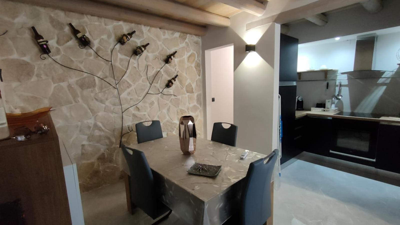 Louis Home Сиракуза Екстериор снимка